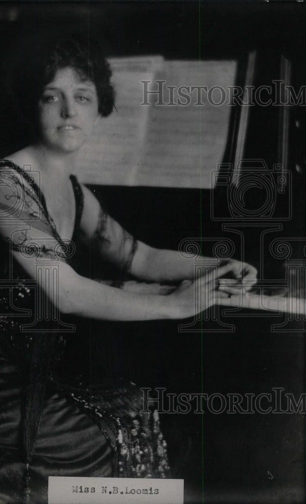 1922 Press Photo Mrs. Charles E. Townsend - RRW76489 - Historic Images