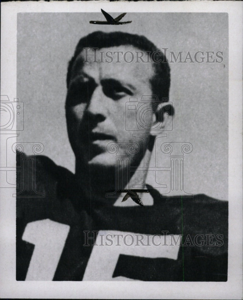 1966 Press Photo Quarterback Tom Flores Oakland Raiders - RRW76657 - Historic Images