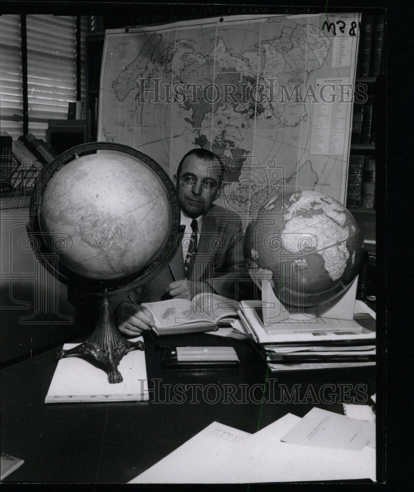 1957 Press Photo Rand McNally - RRW76897 - Historic Images