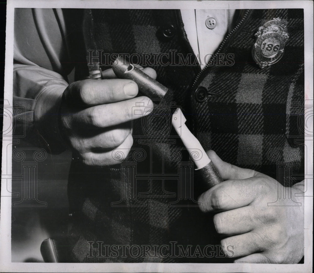 1952 Press Photo Sheriff Van Wie&#39;s Demonstration - RRW77037 - Historic Images