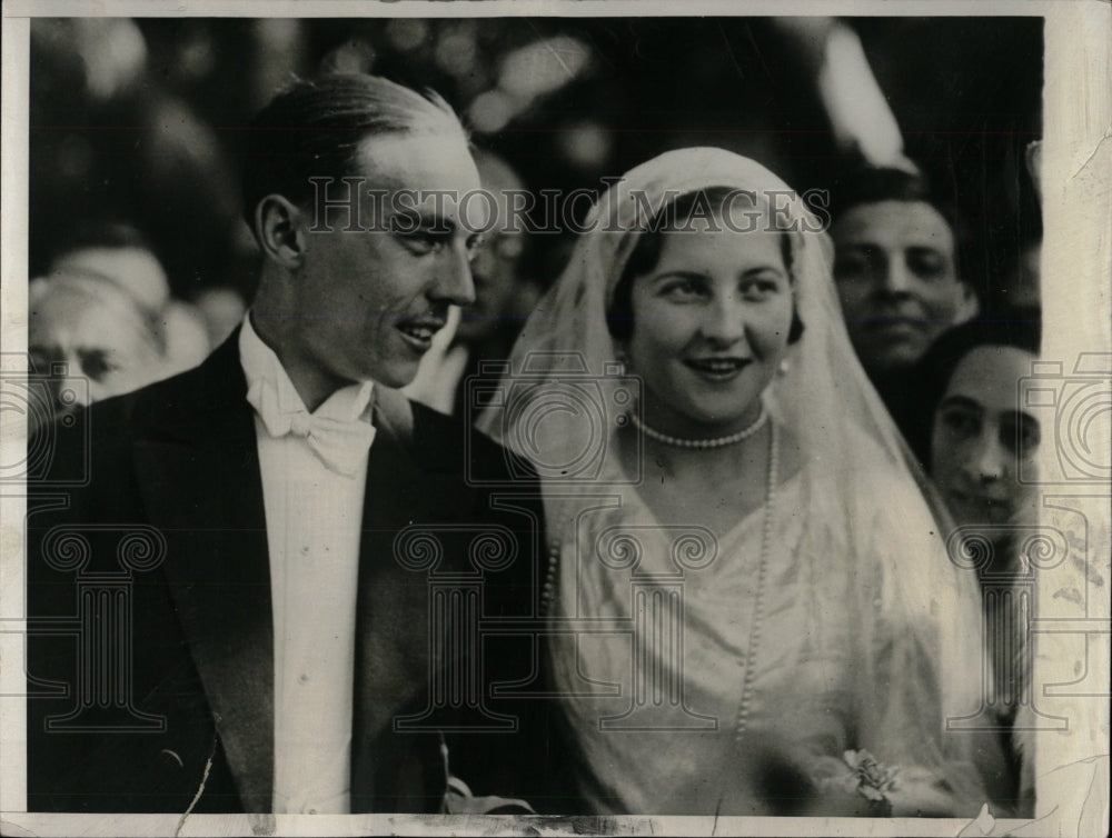 1931 Press Photo Count Paris Wedding Sicily Church - RRW77199 - Historic Images
