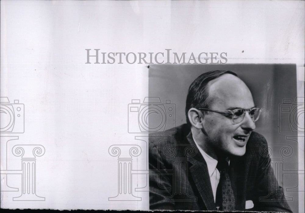 1964 Press Photo Politician Adlai Stevenson Speaking - RRW77343 - Historic Images