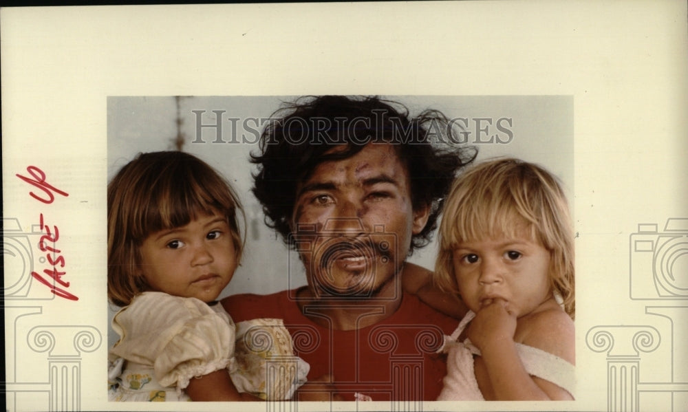 1984 Press Photo Picture of people of Nicaragua. - RRW77357 - Historic Images