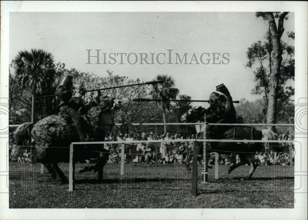 1982 Press Photo Jousting Medieval Fair Sarasota FL - RRW77511 - Historic Images