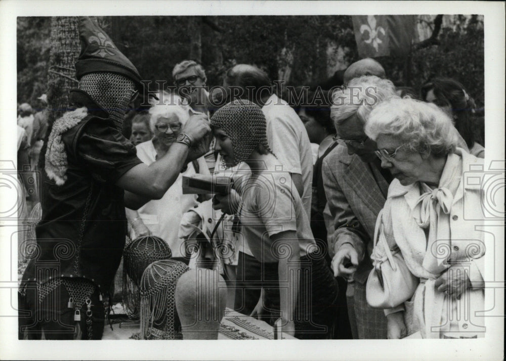 1982 Press Photo Ringling Museum Medieval Fair Knight - RRW77533 - Historic Images