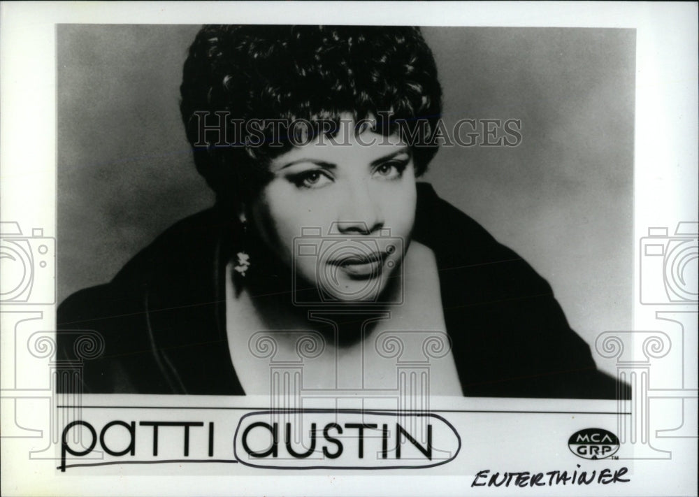 1994 Press Photo Entertainer Patti Austin - RRW77739 - Historic Images