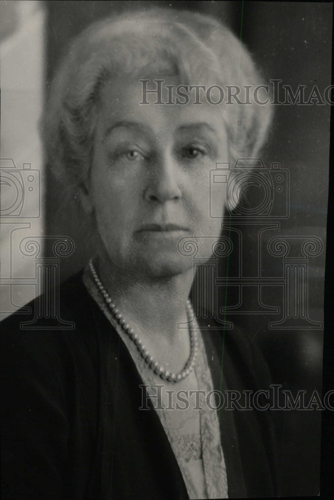 1929 Press Photo Mrs Adams Wife Secretary Navy - RRW78475 - Historic Images
