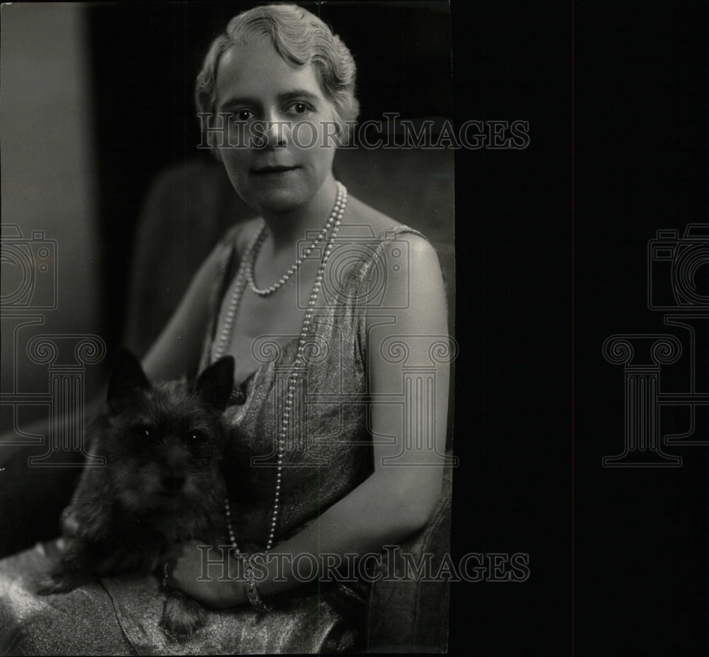 1931 Press Photo Lady Ronald Lindsay British Ambassador - RRW78547 - Historic Images