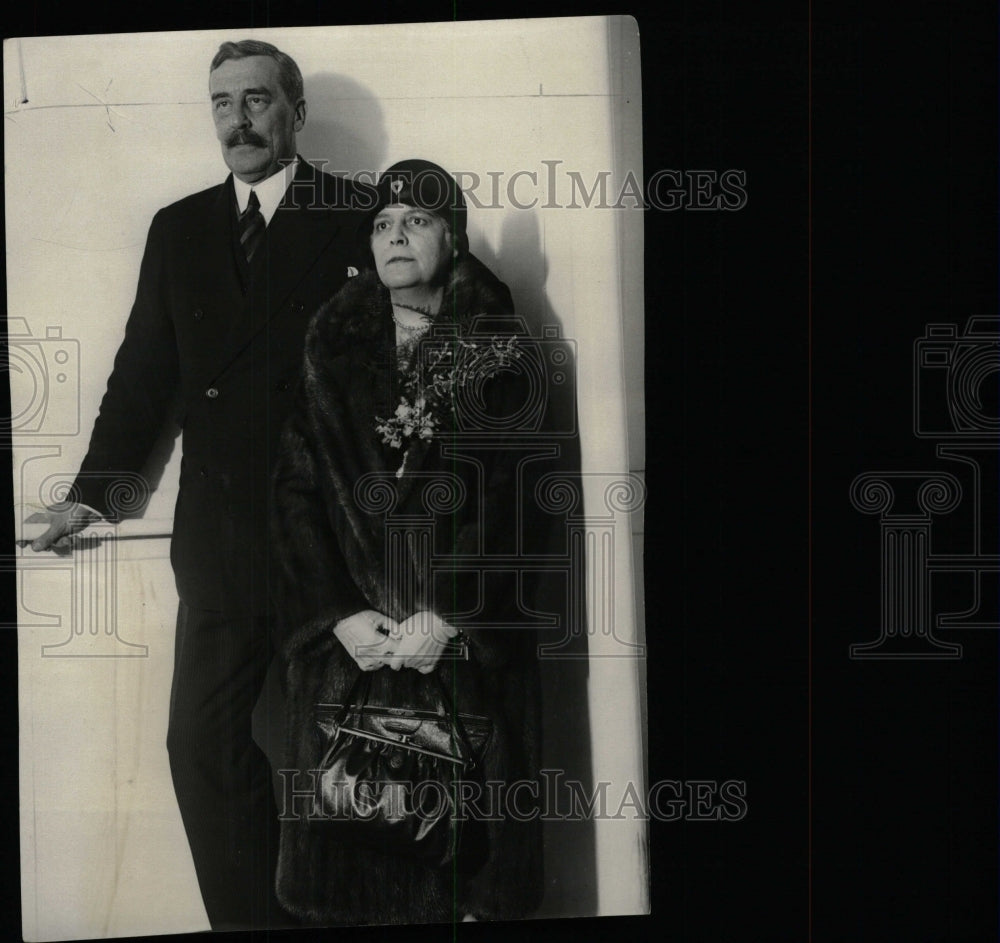 1930 Press Photo Sir Ronald Lindsay New York British - RRW78563 - Historic Images