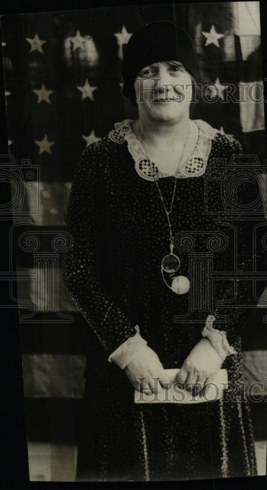 1928 Press Photo Mrs JN Horbey Denver Pose Black Gown - RRW78833 - Historic Images