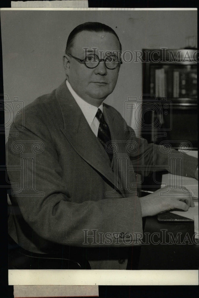 1931 Press Photo George Hastings President Hoover desk - RRW79045 - Historic Images