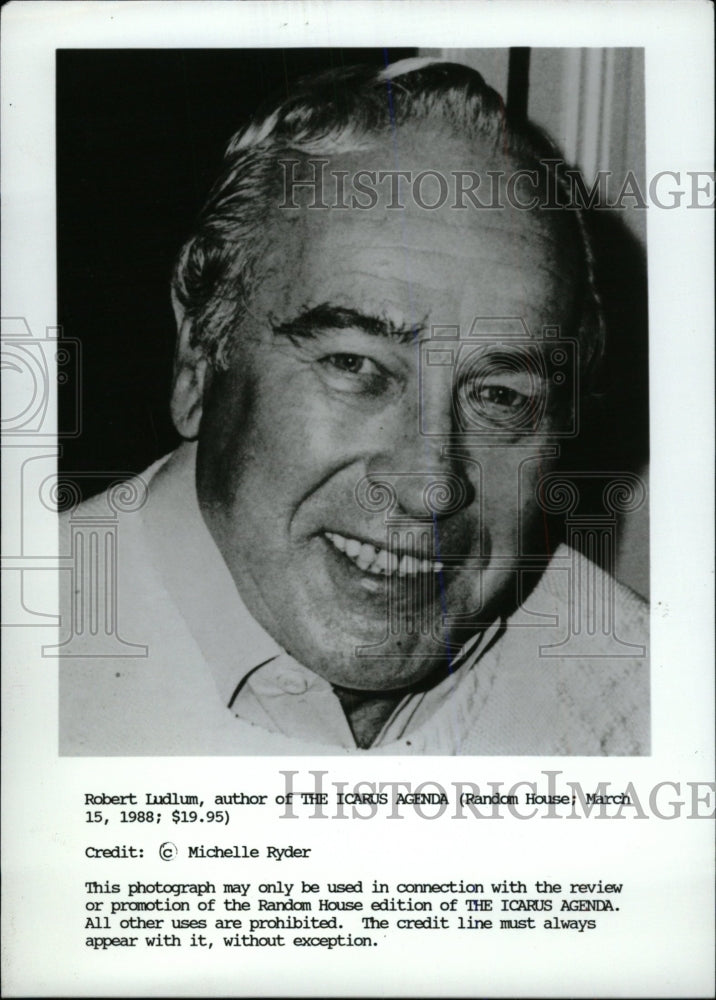 1988 Press Photo Ryder Ludlum American Author Icarus - RRW79265 - Historic Images