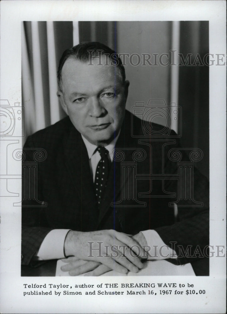 1967 Press Photo Telford Taylor Breaking Wave Simon - RRW79337 - Historic Images