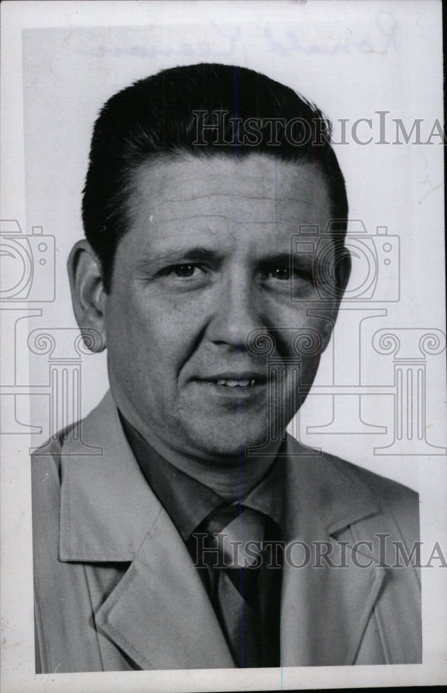 1970 Press Photo Radio Keenan Old Radio Officer Departm - RRW79415 - Historic Images