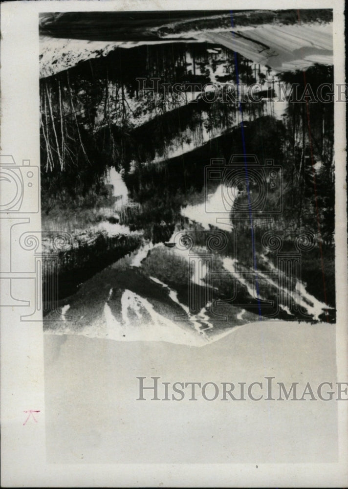 1977 Press Photo Lake Placid Winter Olympic Bernard - RRW79561 - Historic Images