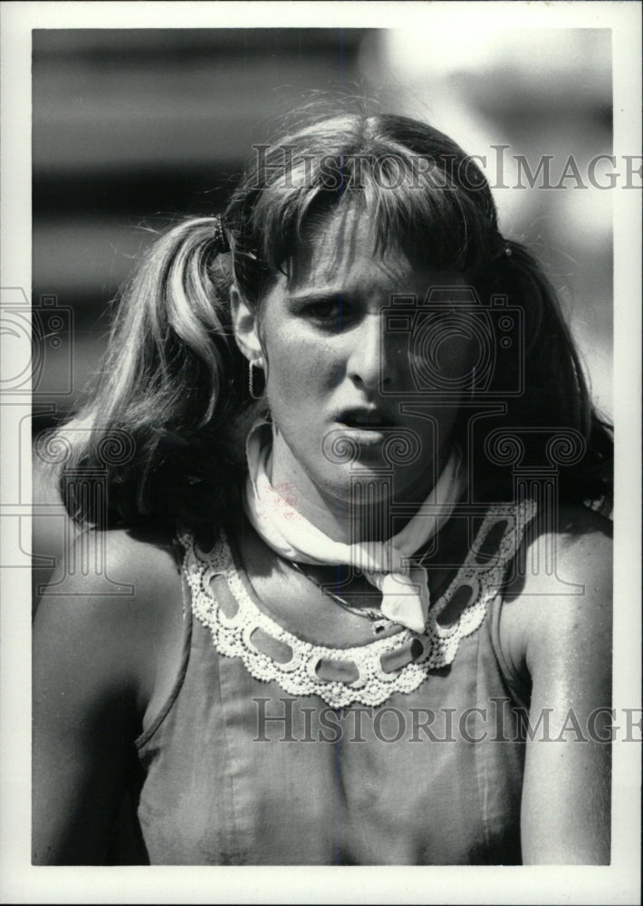Press Photo A picture of a woman after her tennis game - RRW80209 - Historic Images