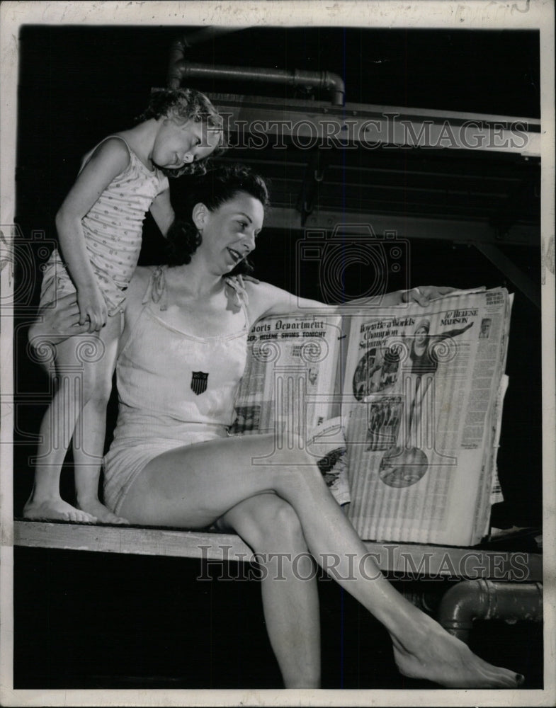 1943 Press Photo Mrs Madison Mc Iver Levy Book Helene - RRW80571 - Historic Images