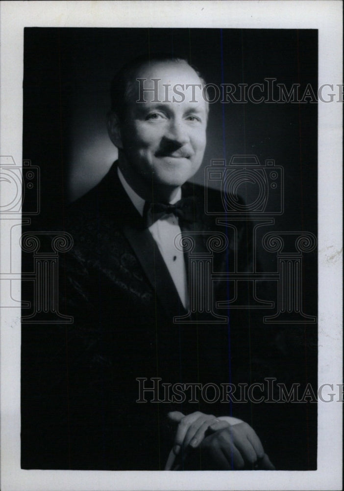 1968 Press Photo Dr. Robert Bond - RRW81121 - Historic Images