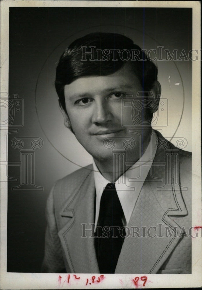 1974 Press Photo John Gonce GOP Chairman - RRW81137 - Historic Images