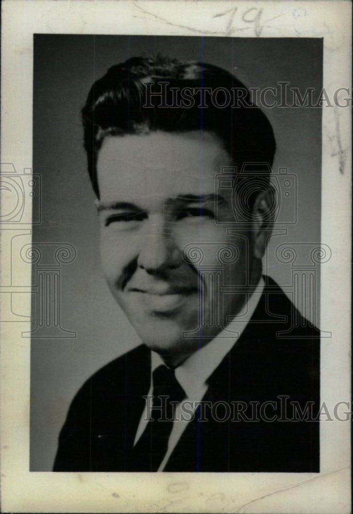 1970 Press Photo G.E. McGlathery (Asst. Professor) - RRW81325 - Historic Images