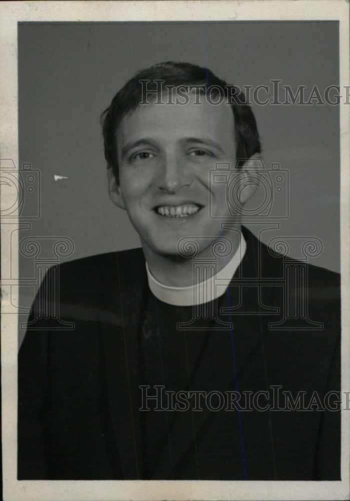 1969 Press Photo REV WILLIAM A. BACON VICAR CHAPEL - RRW81331 - Historic Images