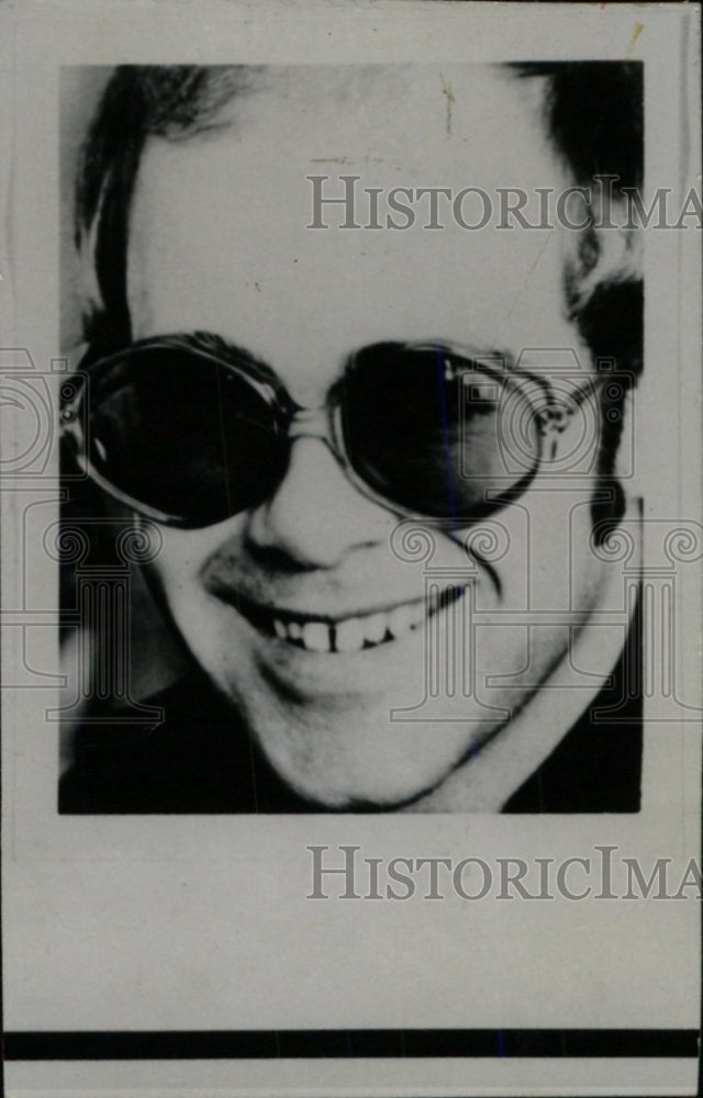 1975 Press Photo ELTON JOHN ENGLISH SINGER COMPOSER - RRW81345 - Historic Images