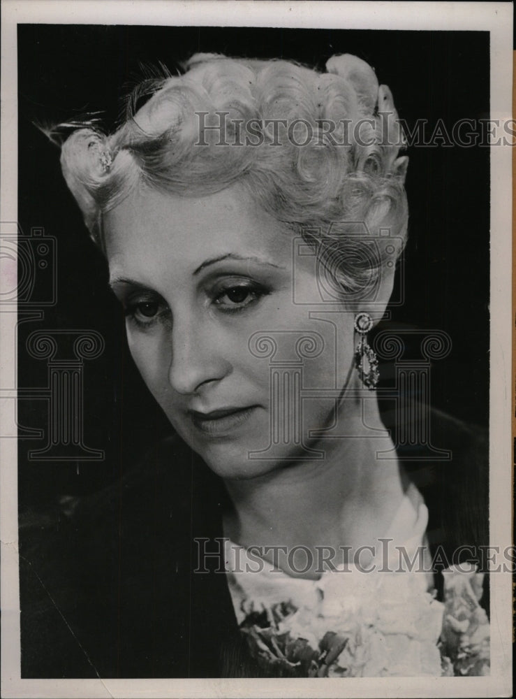 1937 Press Photo Matronly Type of coiffure - RRW81437 - Historic Images