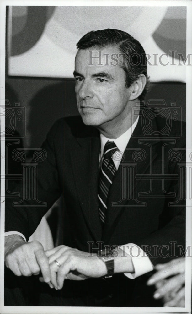 1982 Press Photo Hyah Region Politician Phil Ruppe. - RRW81717 - Historic Images