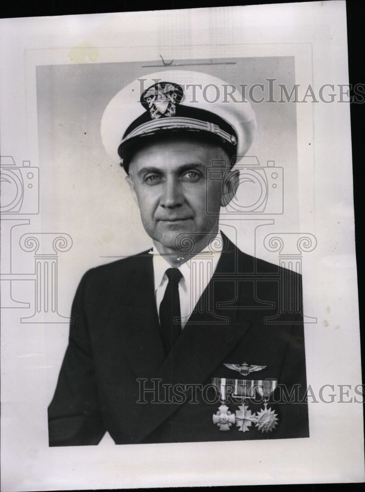 1961 Press Photo James Rally Navy Air Reserve Officer - RRW81771 - Historic Images