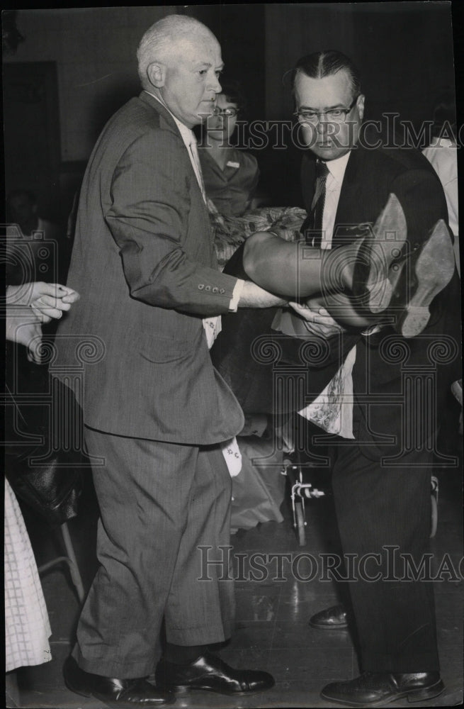 1961 Press Photo Perfecta Castro St Annes Explosion - RRW81971 - Historic Images