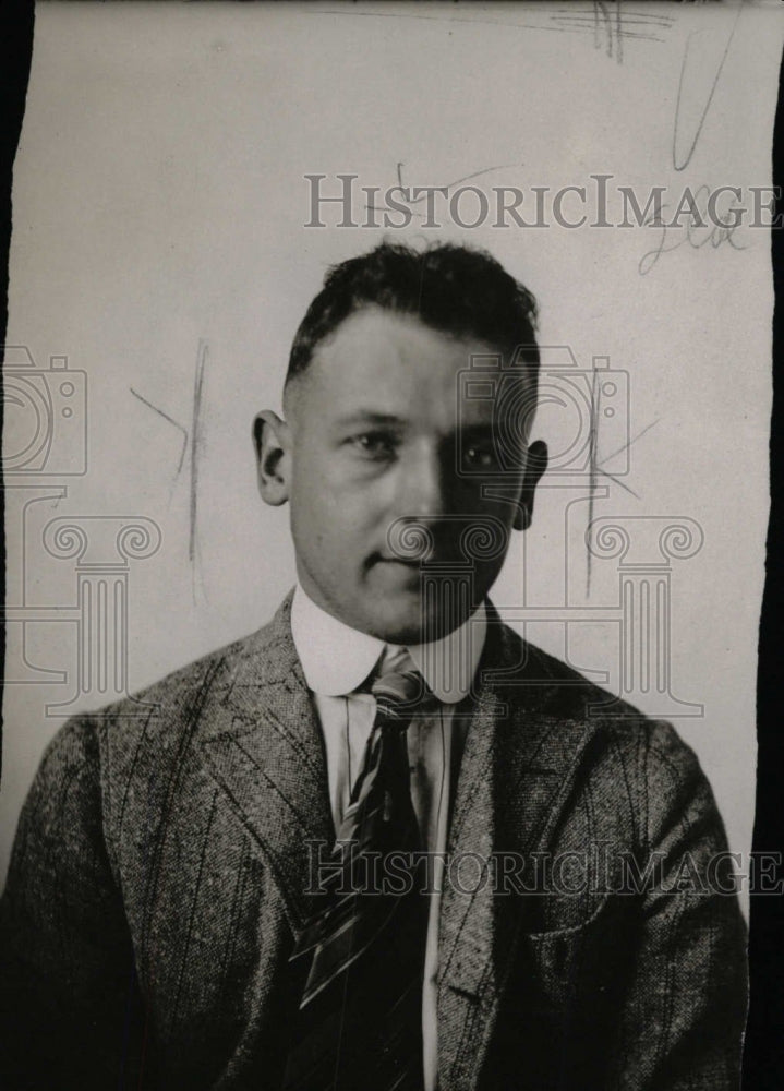 Press Photo James Walter St Louis Detroit Machine City - RRW82135 ...