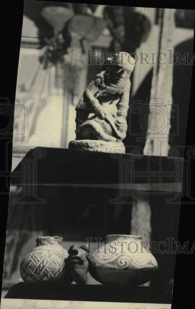 1938 Press Photo Oklahoma Indian mound two farmer boy - RRW82429 - Historic Images