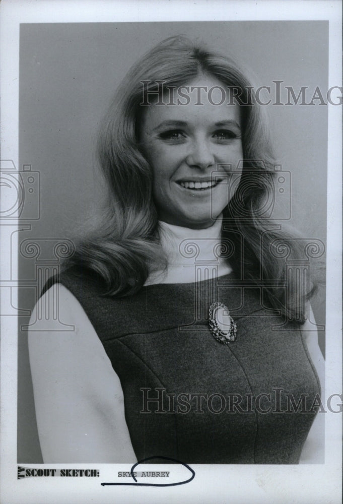 1972 Press Photo Skye Aubrey Film TV Actress Chicago - RRW82765 - Historic Images