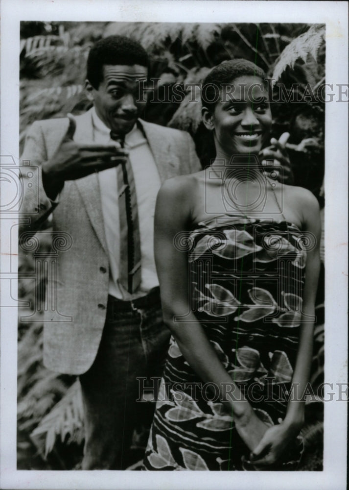 1990 Press Photo Court Theatre Jonell Kennedy LionJewal - RRW82849 - Historic Images