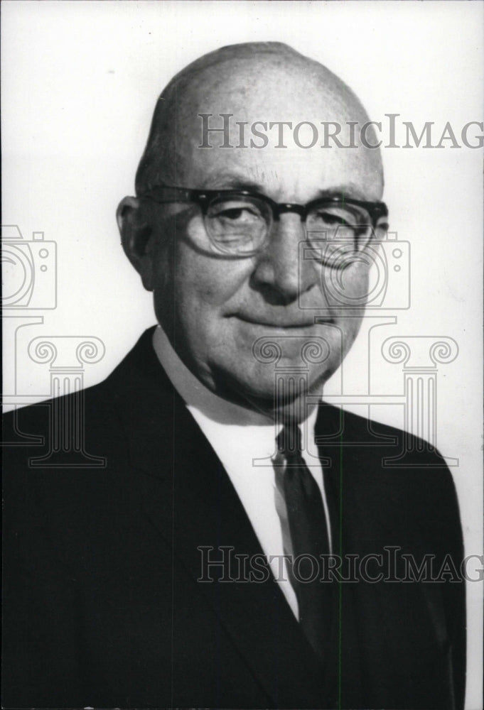 1966 Press Photo Donald F Valley Natl Defense Pres Mich - RRW82949 - Historic Images