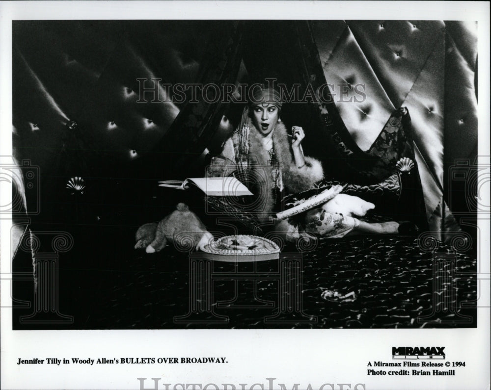 1995 Press Photo Jennifer Tilly Bullets Over Broadway - RRW83457 - Historic Images