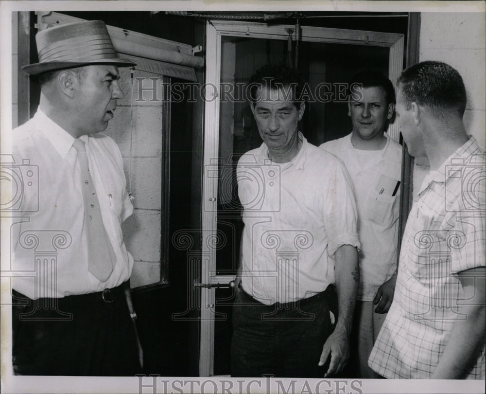 1957 Press Photo Sgt. Bill Lutz Lawrence R. Turner - RRW83963 - Historic Images