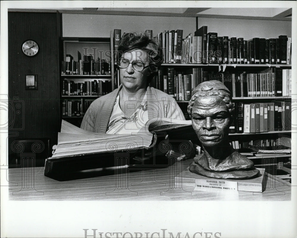 1983 Press Photo Sojourner Truth Slavery Activist - RRW84117 - Historic Images