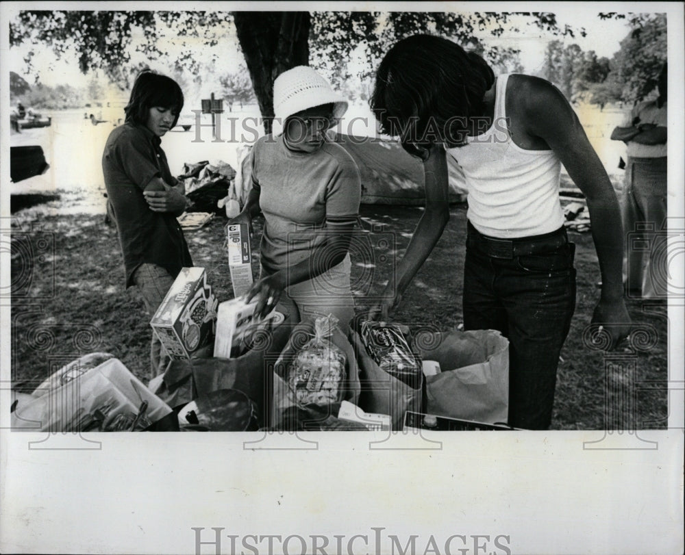 1977 Press Photo True Kids Vince Mark Kim Family State - RRW84193 - Historic Images