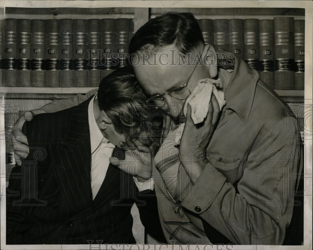 1944 Press Photo ROBERT MILLER TURNER CHARGED MURDER - RRW84243 - Historic Images