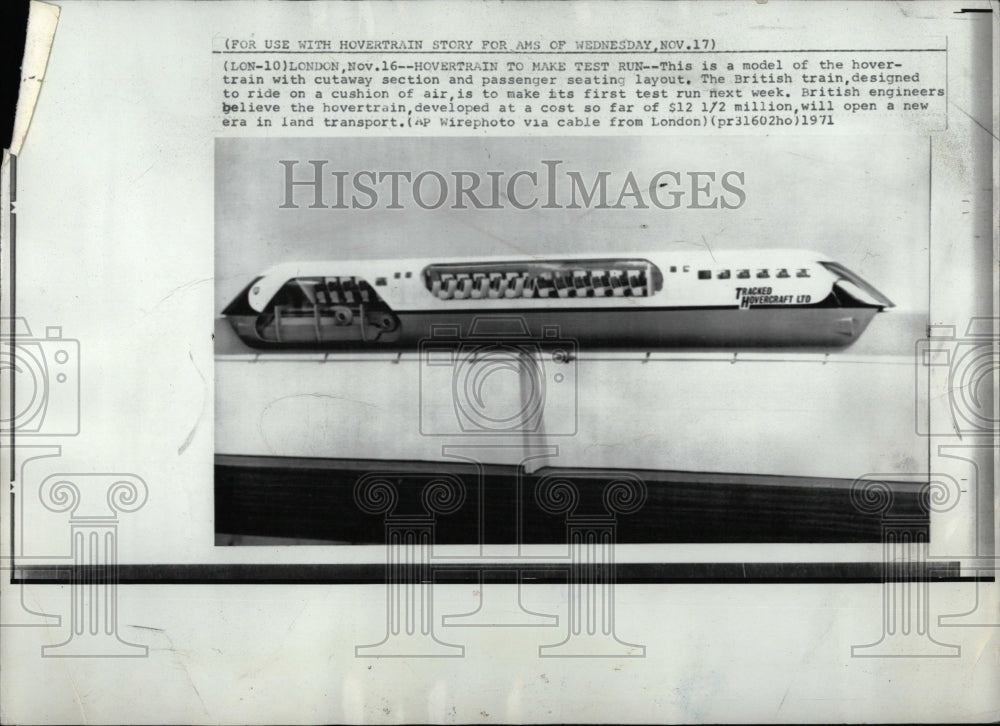 1971 Press Photo British Hovertrain Model - RRW84257 - Historic Images