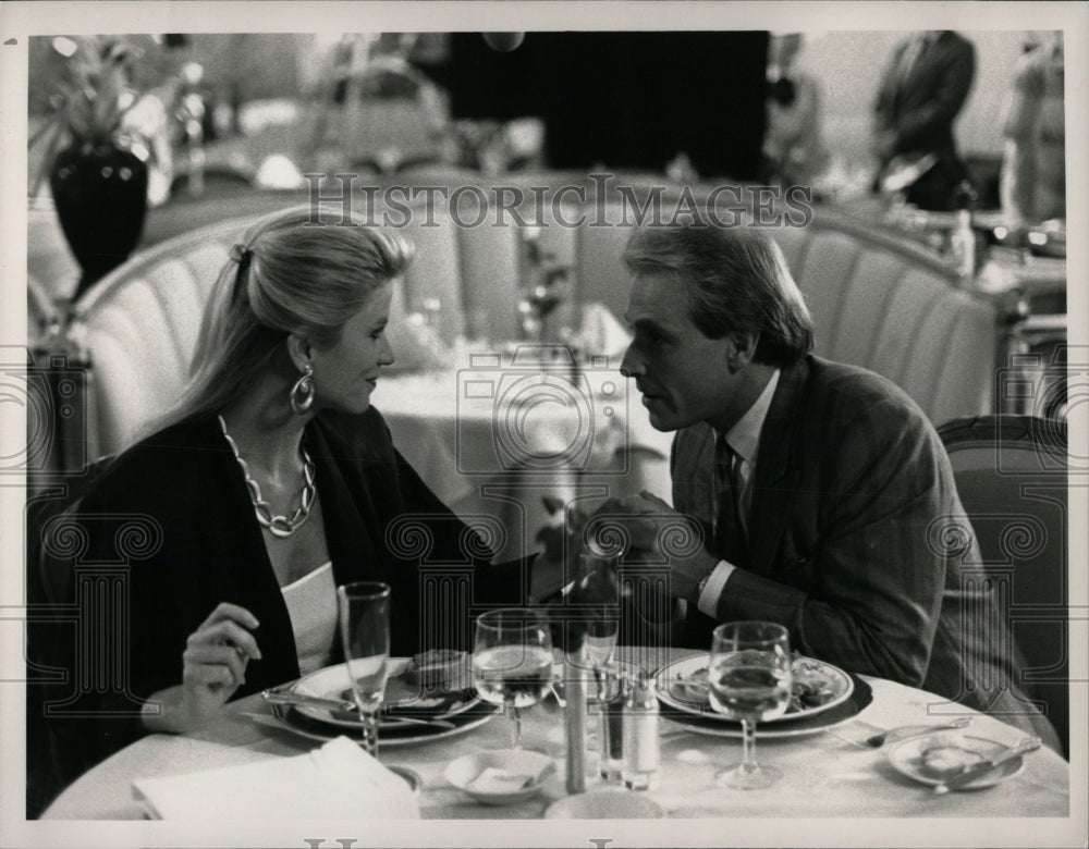 1988 Press Photo Arne Becker woman bedroom Attorney - RRW84943 - Historic Images