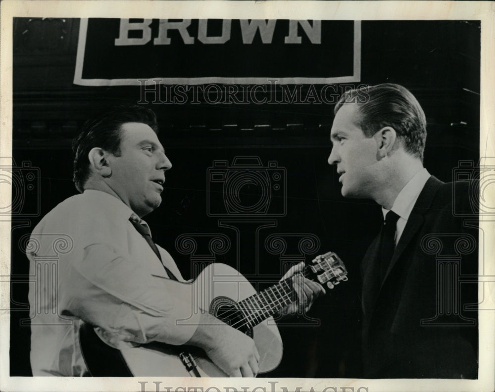 1963 Press Photo Theodore Bikel (Singer) - RRW84959 - Historic Images