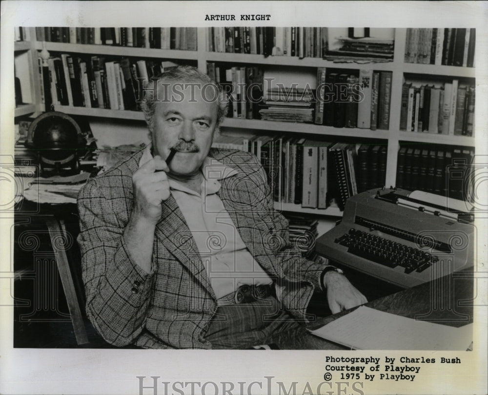 1976 Press Photo Critic Scholar Arthur Knight - RRW85149 - Historic Images