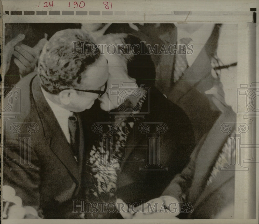 1974 Press Photo Henry Kissinger secretary Golda Meir - RRW85221 - Historic Images
