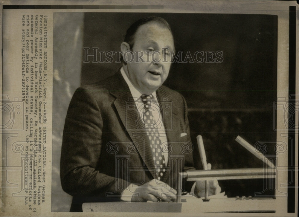 1975 Press Photo West German Foreign Minister Hans - RRW85309 - Historic Images