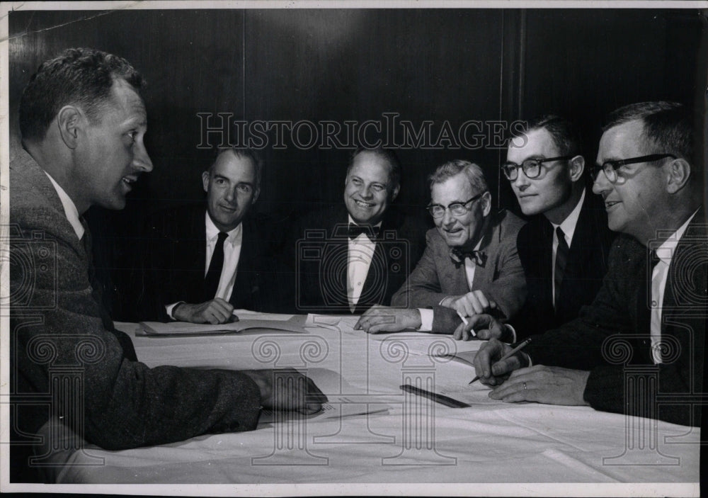 1959 Press Photo George Nez Casper Hegner Urban plan - RRW85417 - Historic Images