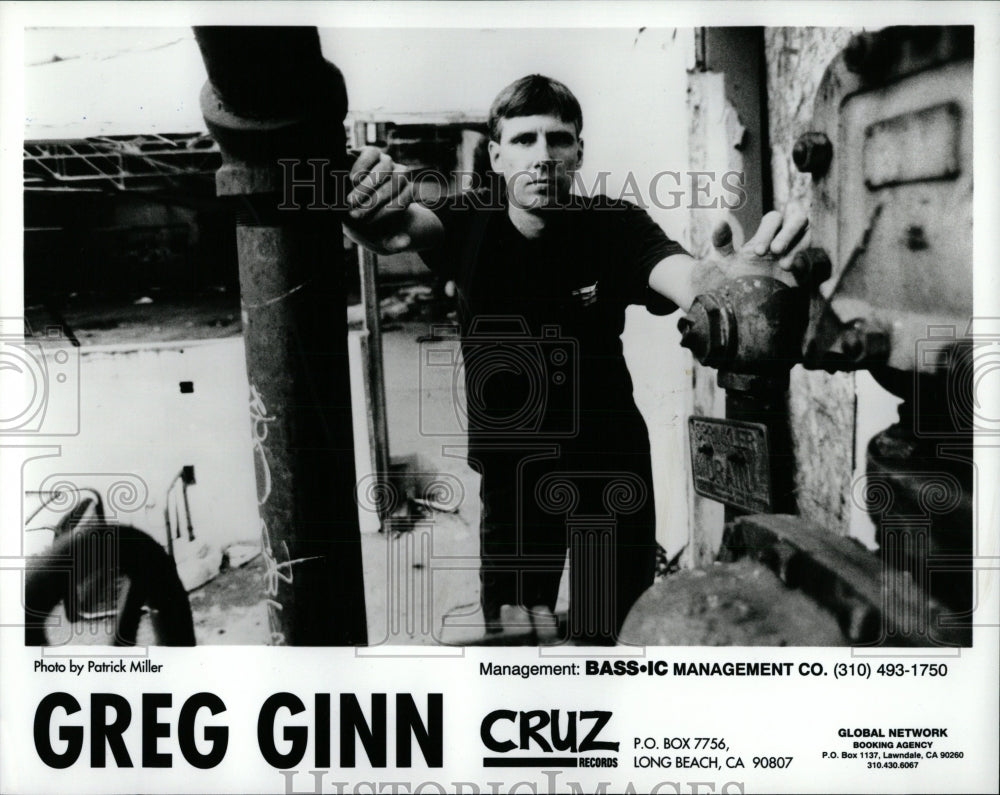 1994 Press Photo Greg Ginn American Guitarist Singer - RRW85715 - Historic Images