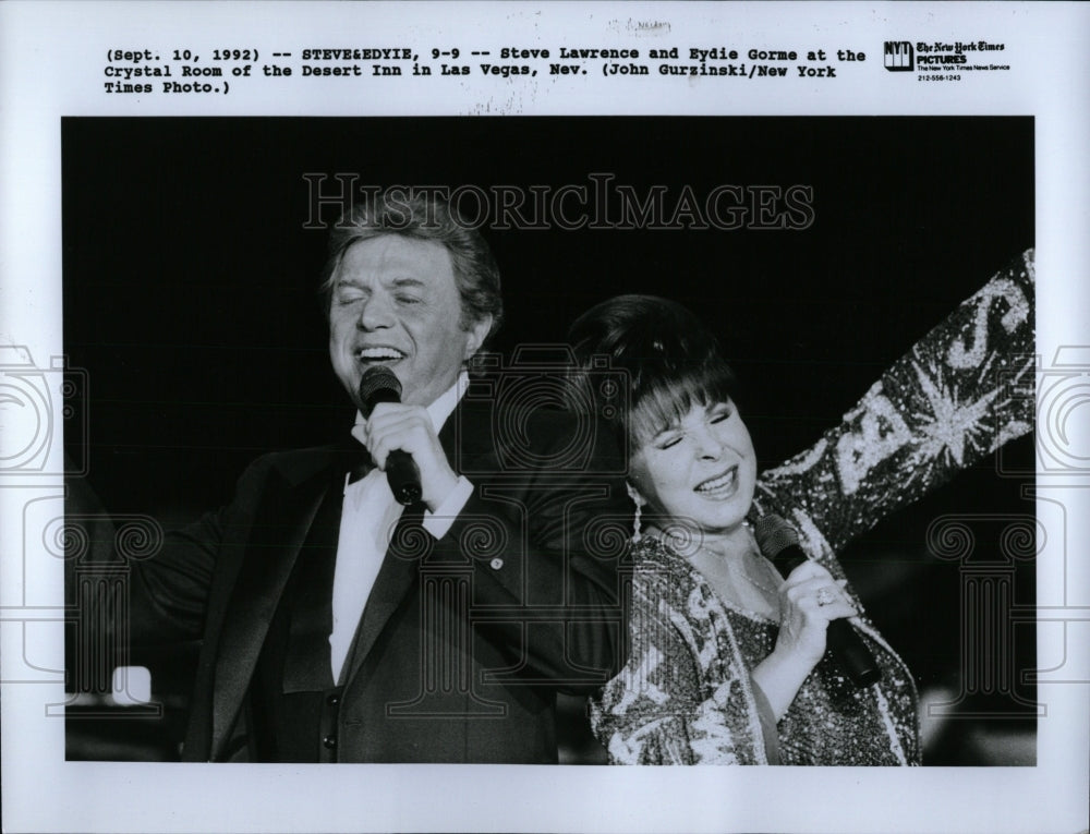 1992 Press Photo Steve Eydie American Pop Vocal Duet - RRW85743 - Historic Images