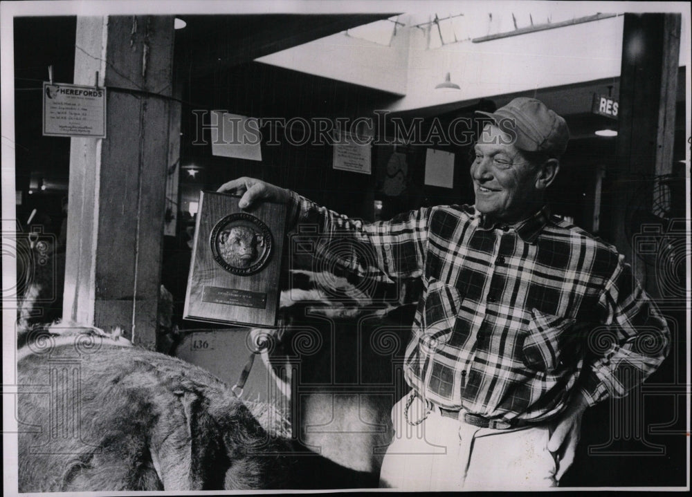1963 Press Photo Kilian Herdsman Art Cheyenne plaque - RRW85979 - Historic Images